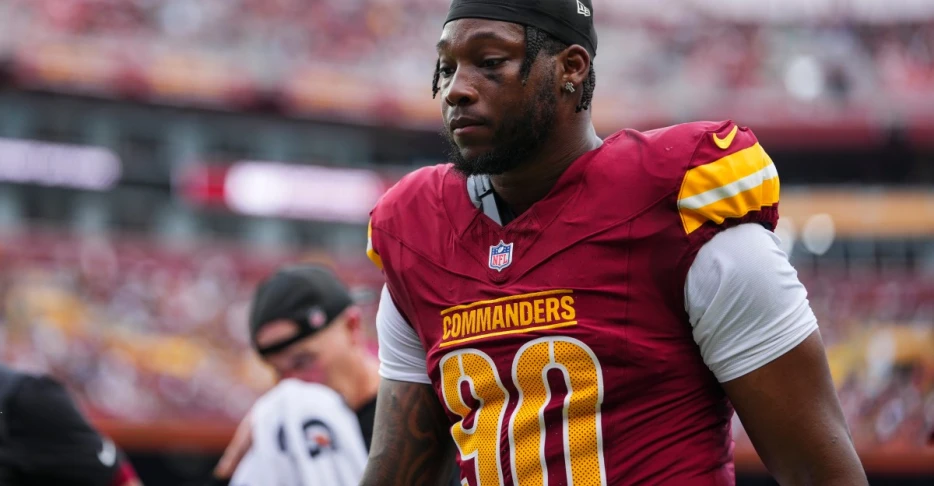 All aTwitter: 29-Sep-25 – Commanders fear DE Javontae Jean-Baptiste may have torn pec; will undergo MRI