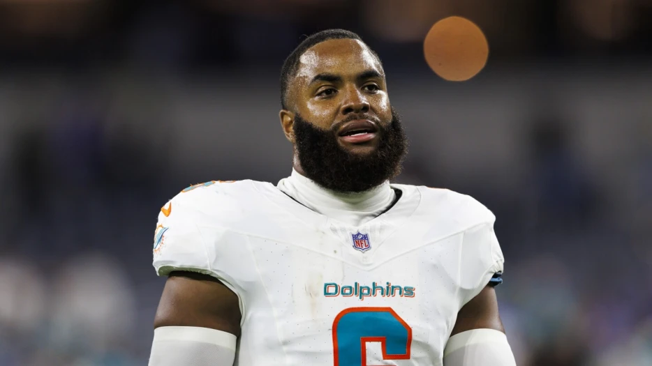 Anthony Walker returns to Colts as member of the practice squad