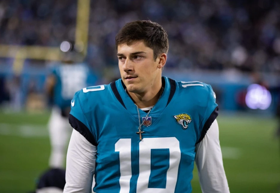Dolphins Sign K Riley Patterson To Active Roster