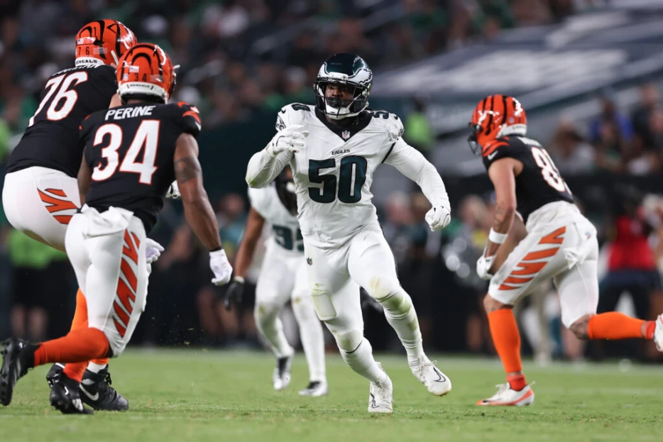 Eagles DE Ogbo Okoronkwo Feared To Have Suffered Triceps Tear