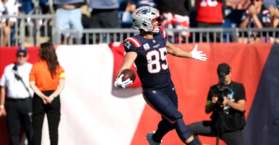 Fan Notes from the Patriots’ 42-13 win over the Panthers