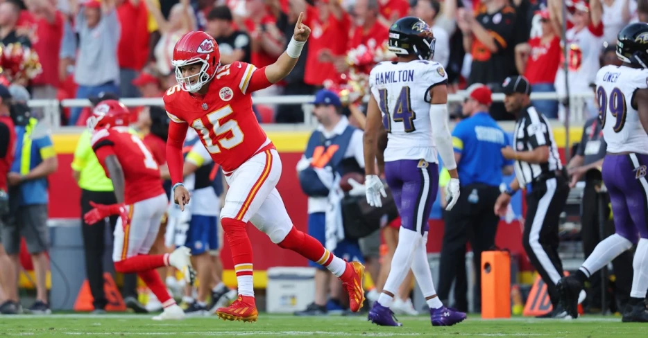 Injuries, mistakes pile up in Ravens’ loss to Chiefs