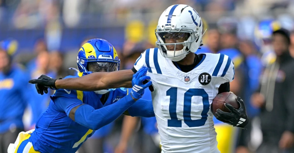 No, the Colts shouldn’t cut AD Mitchell for recent goal line gaffe. Let’s be real.