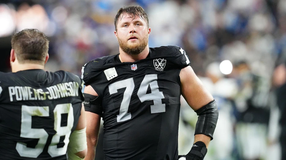 Raiders’ Kolton Miller could miss multiple weeks with high-ankle sprain