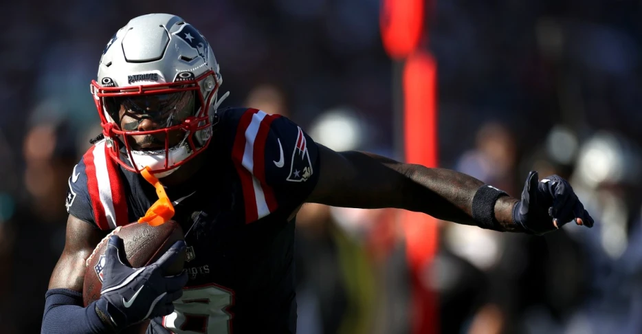 Stefon Diggs investment starting to pay dividends for Patriots