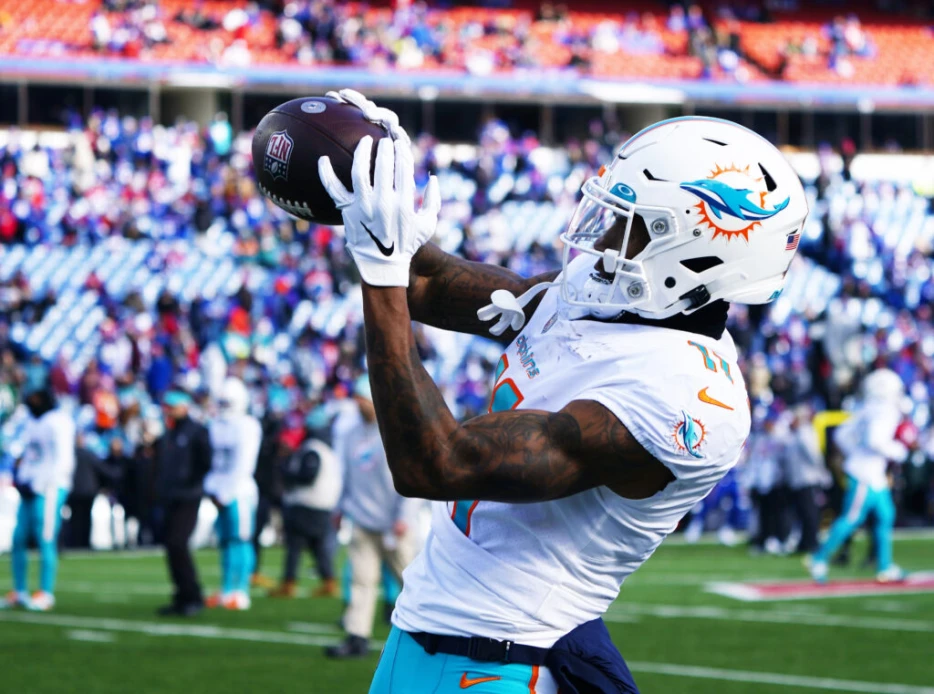 Dolphins To Sign WR Cedrick Wilson Jr. Off Saints’ Practice Squad
