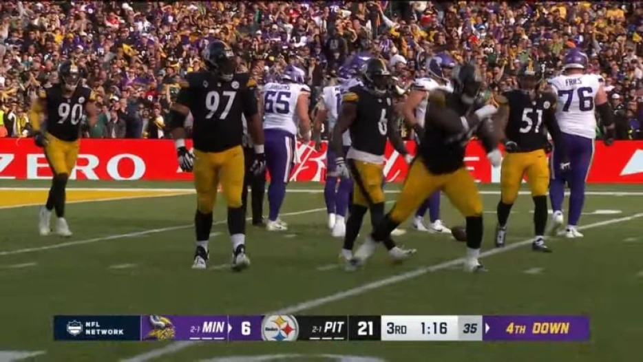 ‘He’s Coming Along Really Well’: Karl Dunbar Has Praise For Keeanu Benton, Youth On Steelers DL