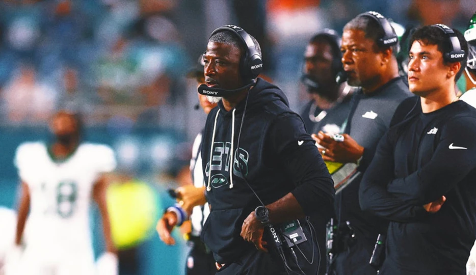 Jets Coach Aaron Glenn on 0-4 Start: 'We Just Got to Do a Better Job'