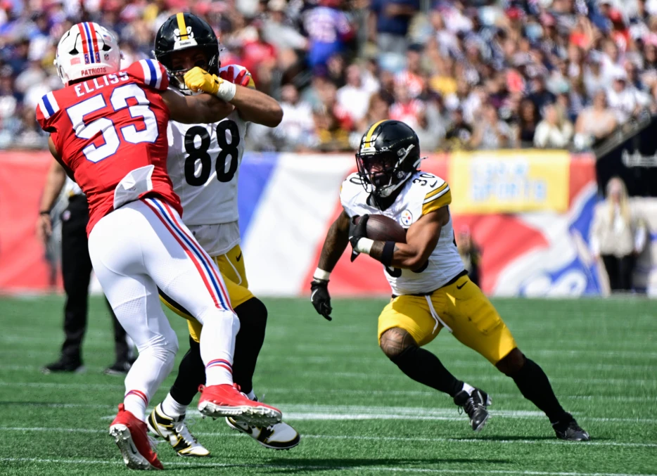 Mike Tomlin Explains Why Jaylen Warren Did Not Play vs. Vikings