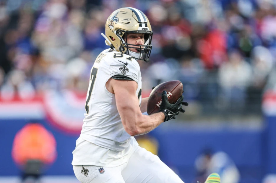 Saints Designate TEs Taysom Hill, Foster Moreau For Return