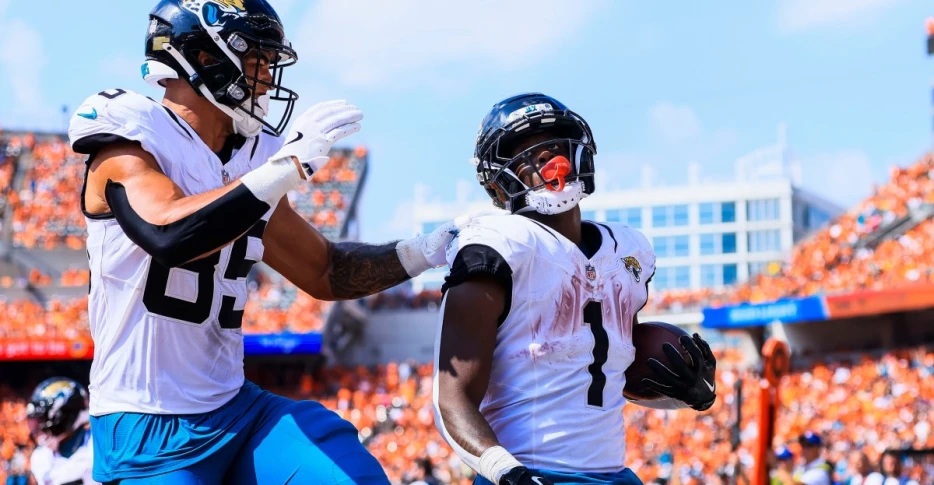 Jaguars Reacts Survey: Who’s been the team’s MVP so far?