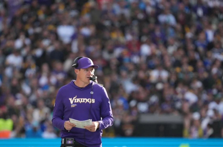 Minnesota Vikings Trade Rumor Involving a Quarterback Emerges