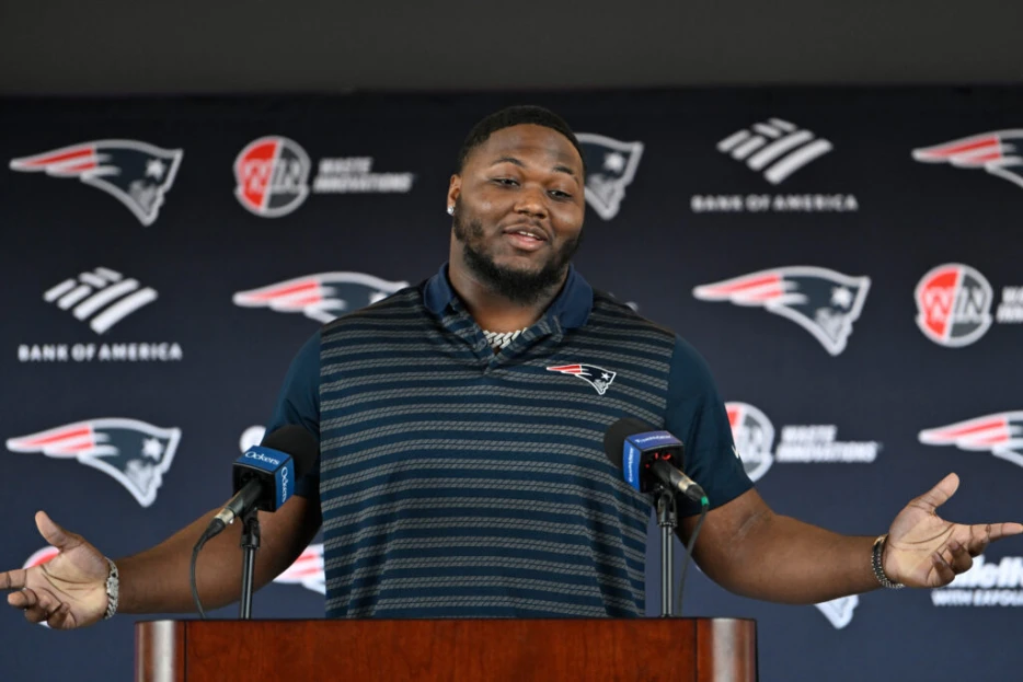 Patriots Notes: Williams, Tavai, Ownership