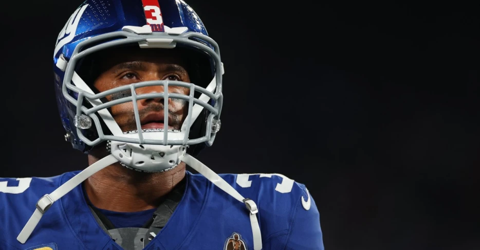 ‘Stray chatter’ about a New York Giants QB trade reported