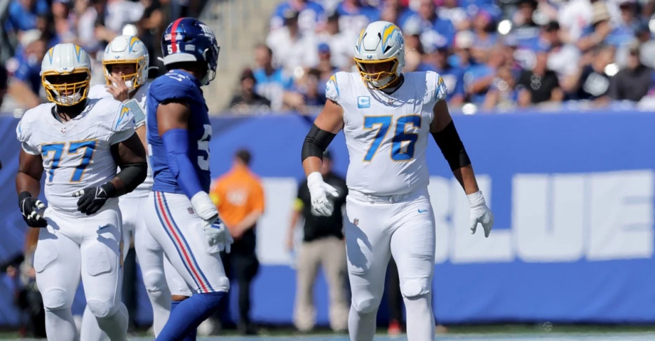 Chargers Reacts Survey Week 5: How confident are you after the Giants loss?