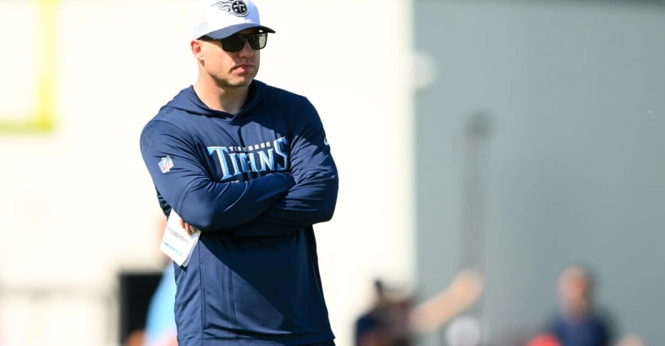Checking in on how Bo Hardegree did in his first game calling plays for the Titans
