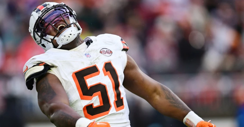 Daily Dawg Chow 10/2: Browns news; As Dillon Gabriel prepares for his 1st start, Mike Hall Jr. will miss his  5th game, more