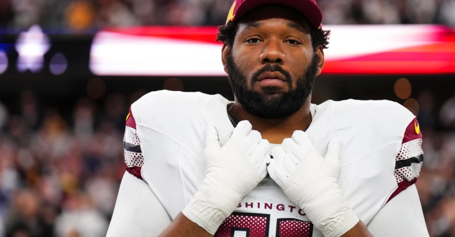 Daily Slop – 2 Oct 25 – Chargers ink fresh contracts with two former Commanders offensive linemen