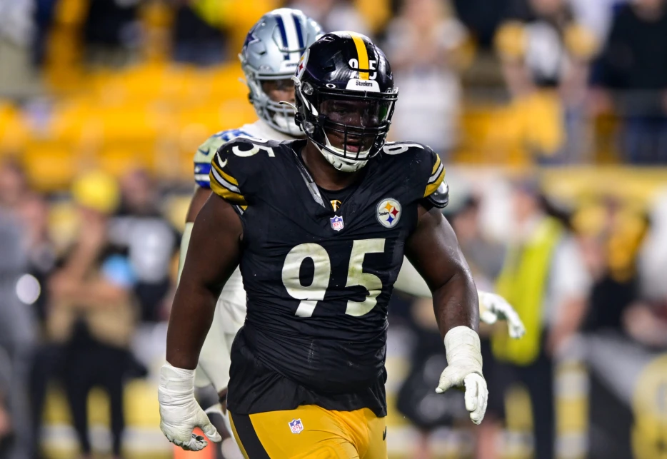 Steelers Hoping Keeanu Benton’s Breakout Game Wasn’t A Fluke