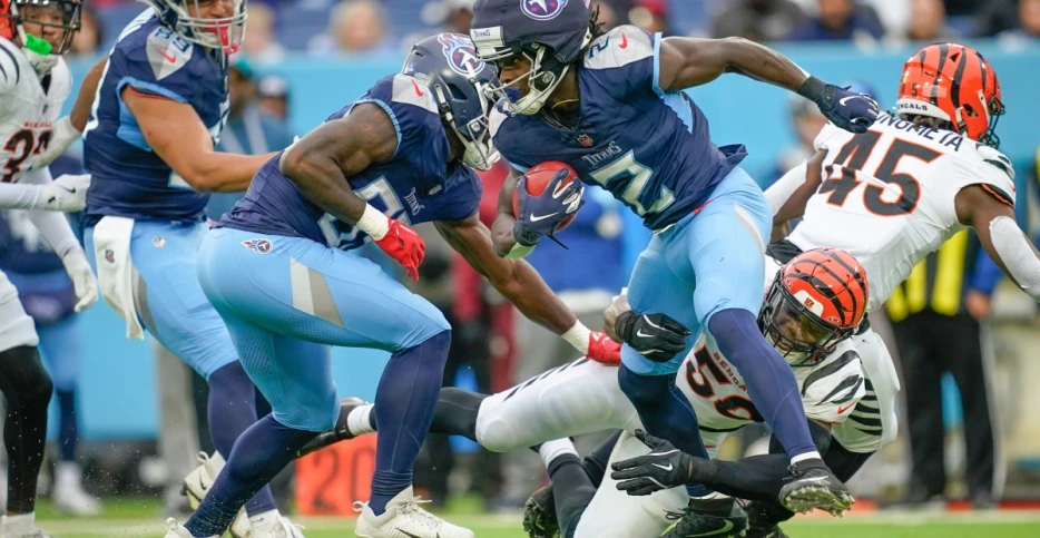 Calvin Ridley and JC Latham miss second straight day of Titans practice