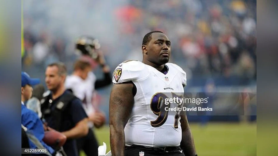 Former Ravens DL Arthur Jones Dead At 39