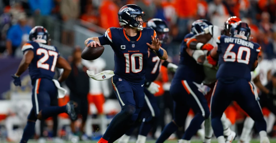 Broncos hoping to forge their identity against the Eagles