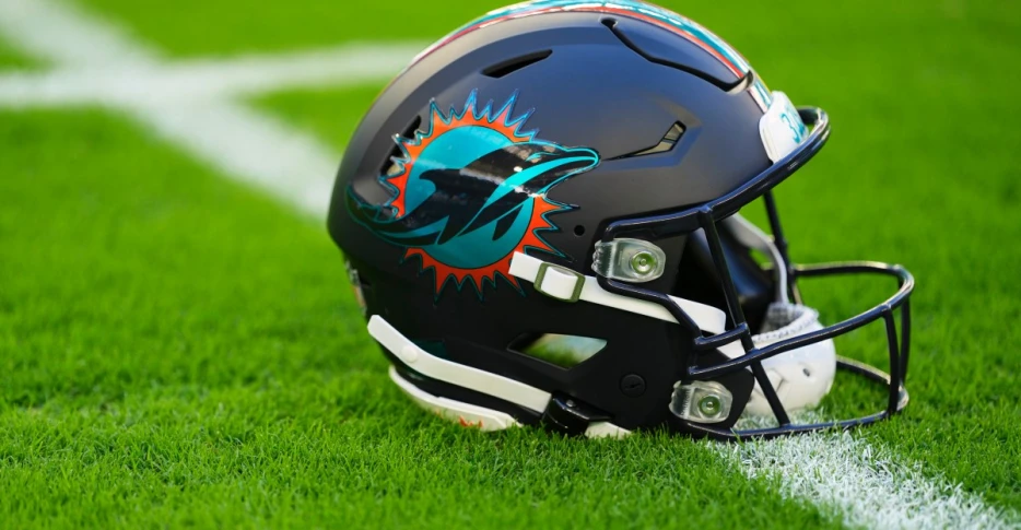 Dolphins fan confidence sky rockets following win over Jets