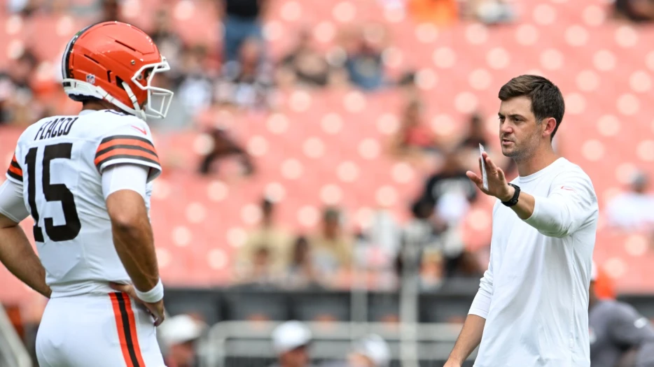 Browns OC Tommy Rees: Joe Flacco continues to show his intensity