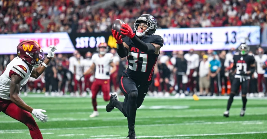 Falcons fans give 2025 NFL Draft class an A for performance so far this season
