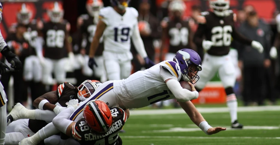 Cleveland’s defense continues to get no support