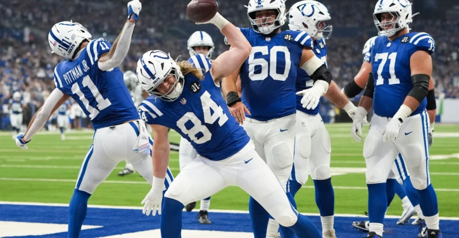 Colts’ 40-6 win over Raiders was reminiscent of days of old
