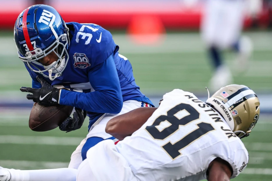 Five Teams Interested In CB Tre Hawkins