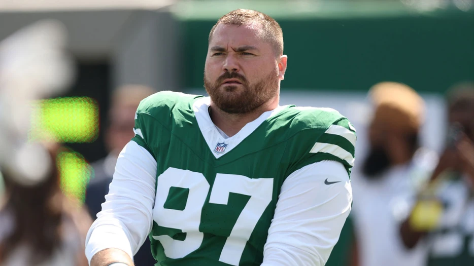 Harrison Phillips asks for ‘grace’ from Jets fans after brutal 0-5 start