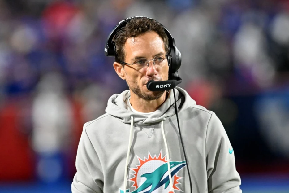 Mike McDaniels’ Job Security With Miami Dolphins Takes Unexpected Twist