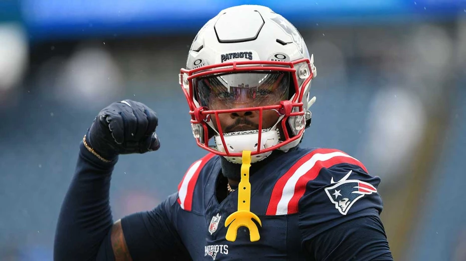 Patriots’ Stefon Diggs shares moment with Josh Allen after WR’s revenge game
