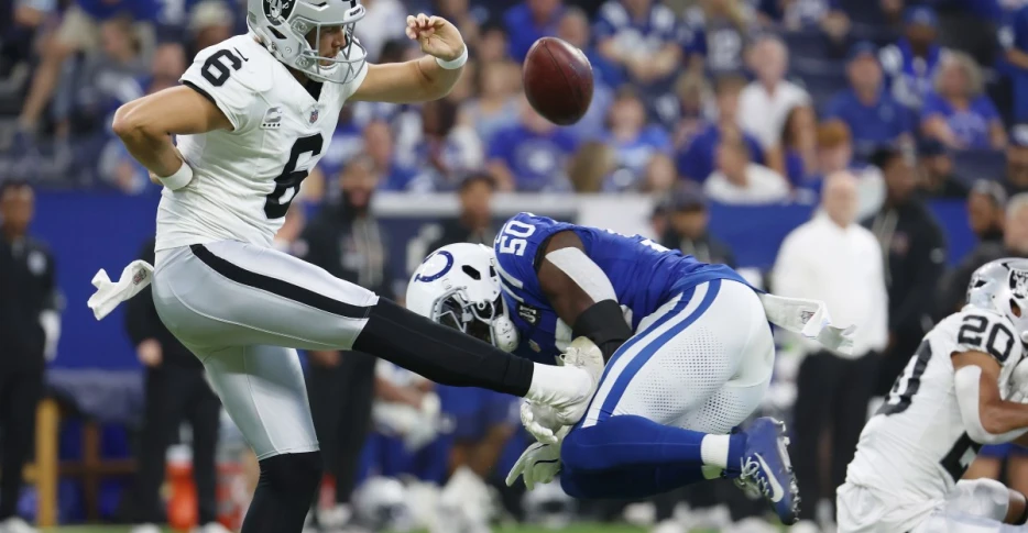 Raiders’ quick slants: Colts edition