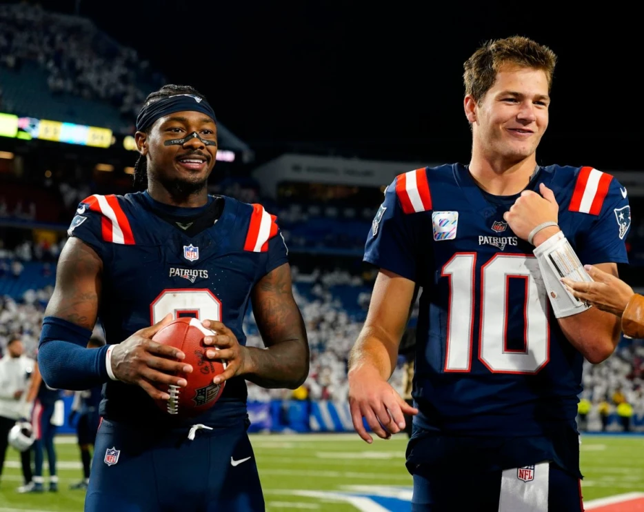 Stefon Diggs Praises Drake Maye After Gutsy Week 5 Performance