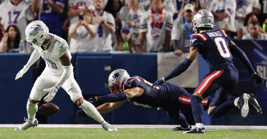 Week 5 former Raider watch, Robert Spillane helps Patriots pull off major upset