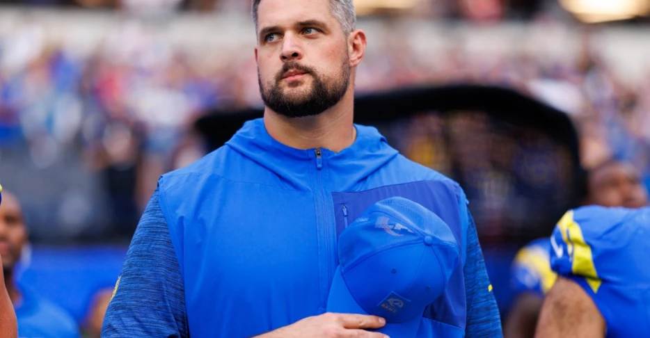 Who should be the starting five on offensive line?