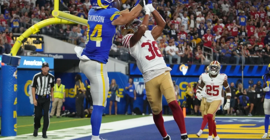 Are Rams making mistake trusting experience over youth?