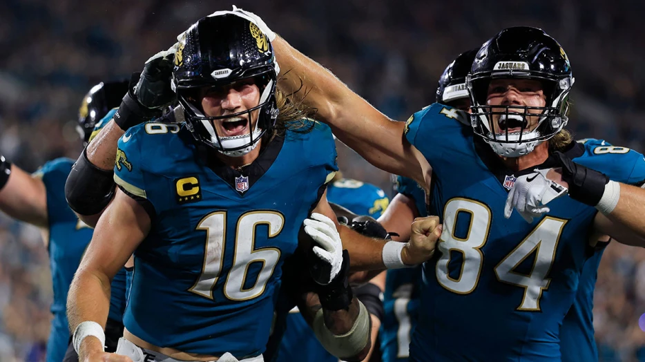 Even Eli Manning couldn’t believe Trevor Lawrence’s bonkers go-ahead Chiefs TD