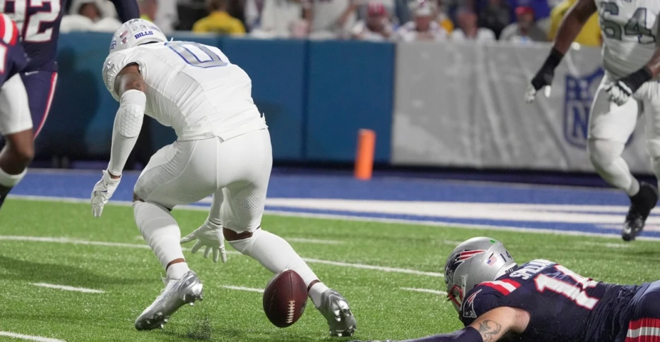 Self-inflicted wounds doom Bills against Patriots