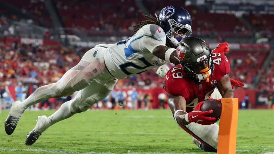 Buccaneers make move on ex-Ravens RB amid Bucky Irving’s injury