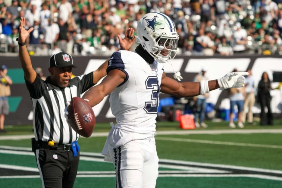 Cowboys offseason gamble is paying off after 5 weeks