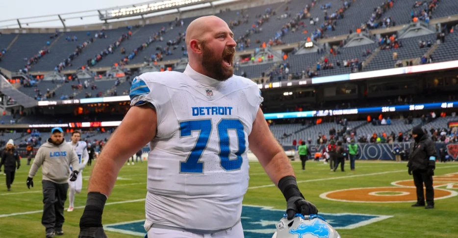 Detroit Lions add Dan Skipper to 53-man roster, place CB on IR