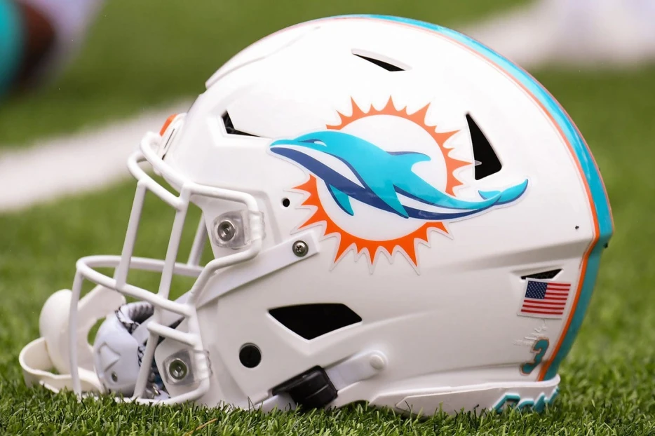 Dolphins Announce Three Roster Moves