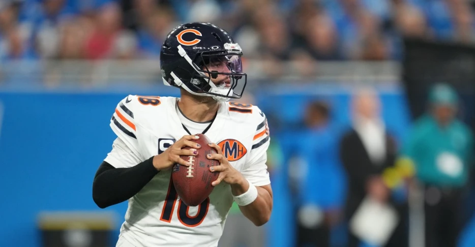 Examining Caleb Williams Passer Rating 2025