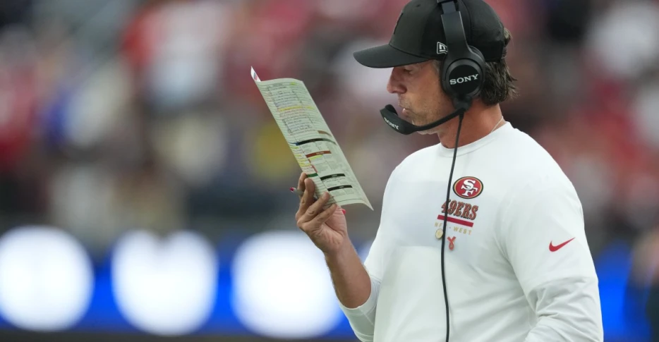 Kyle Shanahan is reaping the rewards of an atypical approach in 2025