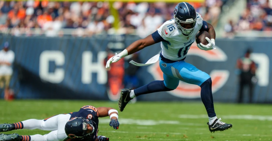 Should the Giants take a flier on released ex-first round WR?