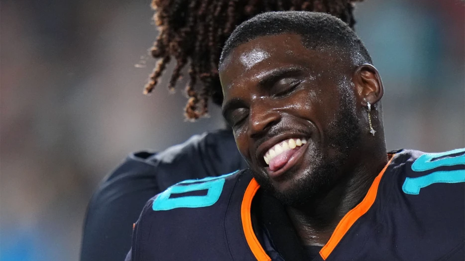 Unsealed Documents Reveal Numerous Disturbing Allegations Of Abuse Against Tyreek Hill